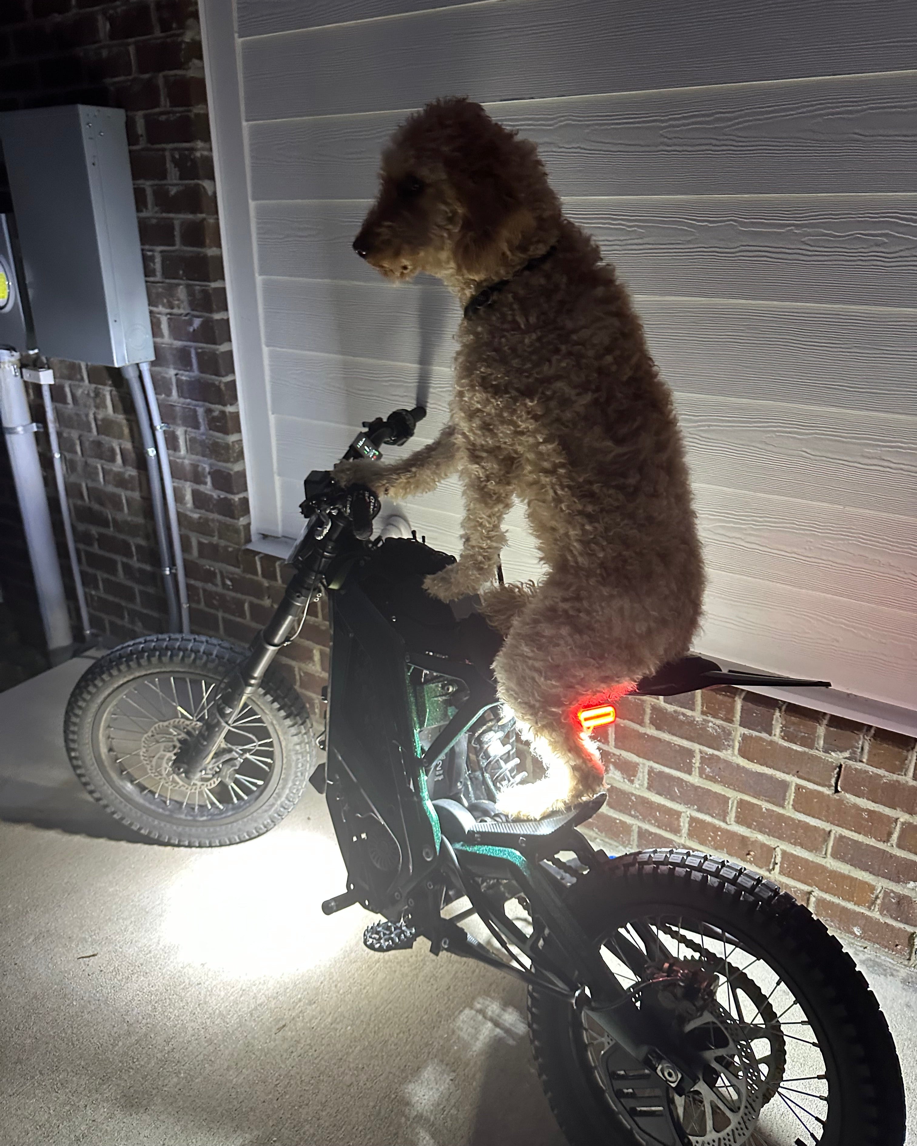 P&P Rocklight for Emoto 72 LED