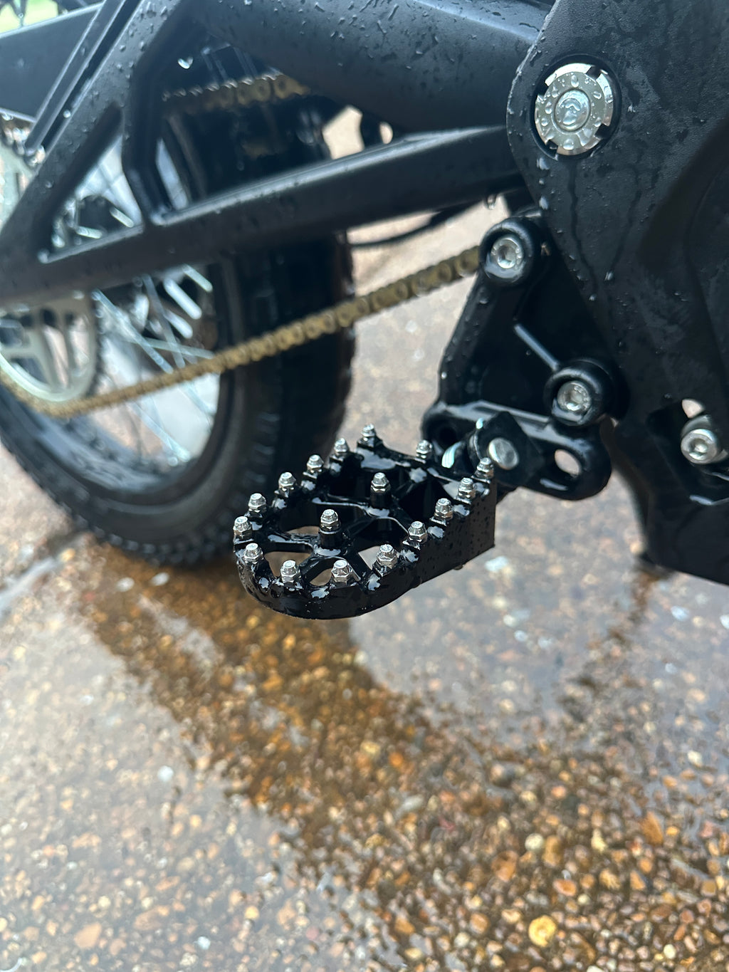 Universal E-moto Pegs (Free Shipping)