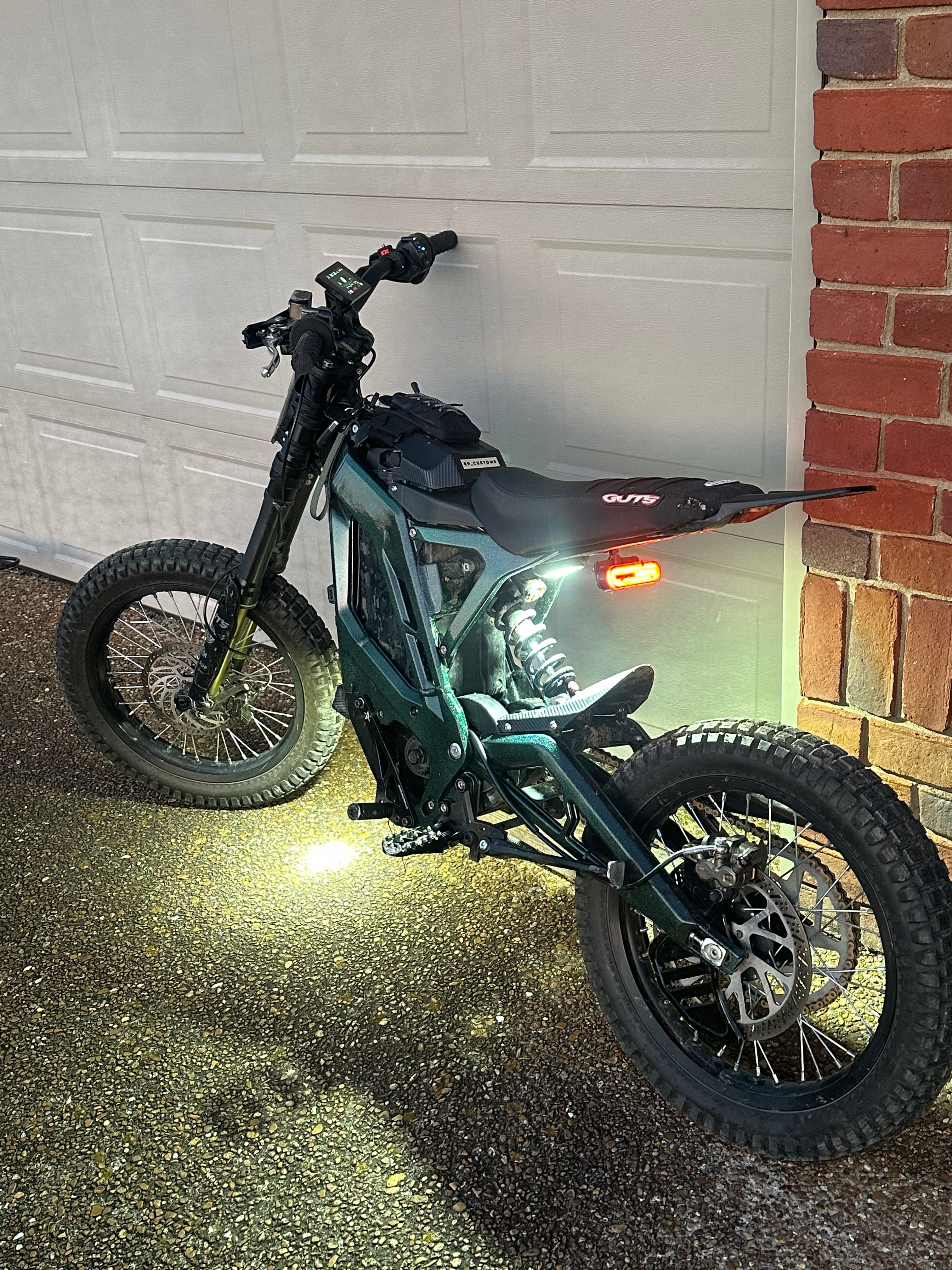 Plug & Play Tail Light W/ Turn Signals Kit